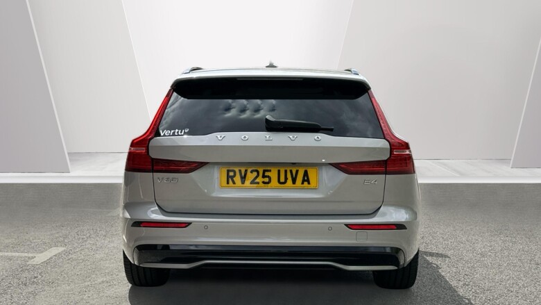 Volvo V60 2.0 B4P Ultra Dark 5dr Auto Petrol Estate